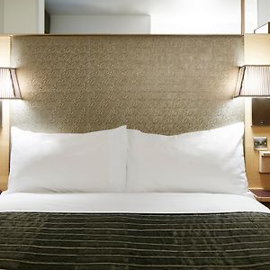 Standaard Kamer met Rolstoeltoegankelijkheid met een King Size Bed